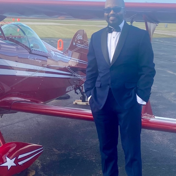 Meet your Posher, Kevin - Picture 1 of 1